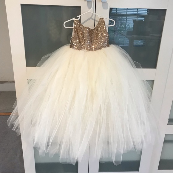 Flower girl dress - Picture 4 of 6